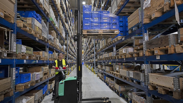 Sicher und effizient im Lager arbeiten